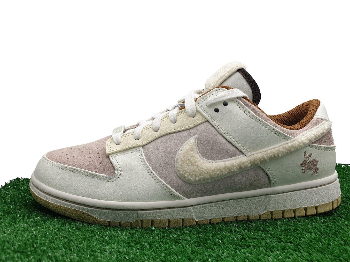 Nike Dunk Low Year of Rabbit